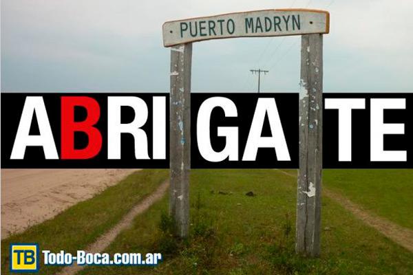 Siguen apareciendo afiches con cargadas a River