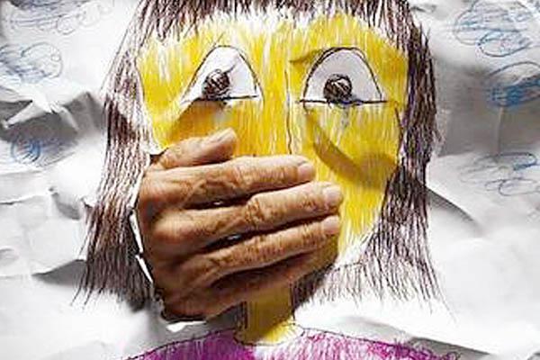 AMENAZAS Los sospechosos mantenían en silencio a la víctima a fuerza de golpes y amenazas de que la matarían si contara lo que estaba sufriendo