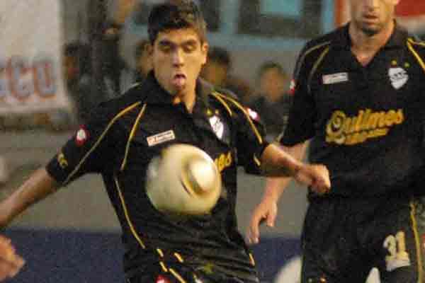 Enzo Kalinski ya es jugador de San Lorenzo