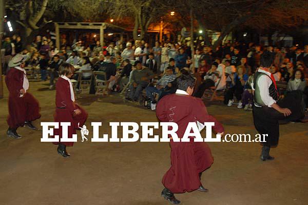 Miles de visitantes poblaron el patio del Indio Froilaacuten