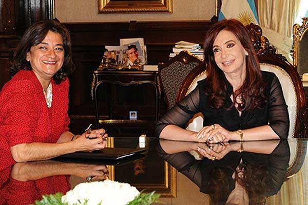 Luciacutea Corpacci exhortoacute a respaldar a Cristina