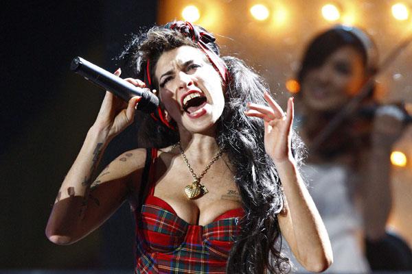 Murioacute la cantante inglesa Amy Winehouse