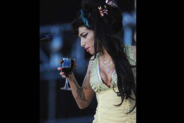 Murioacute la cantante inglesa Amy Winehouse