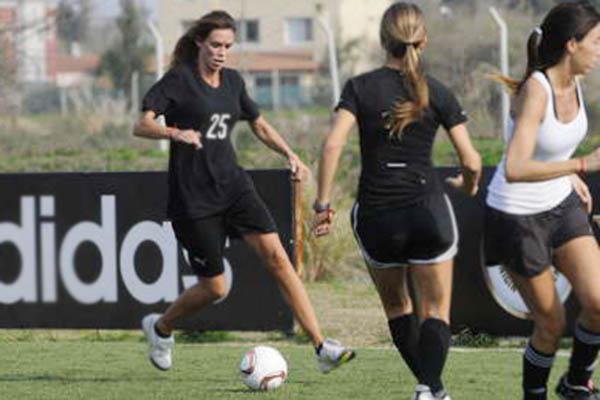 Me dicen Pelada- soy ruacutestica como mi marido