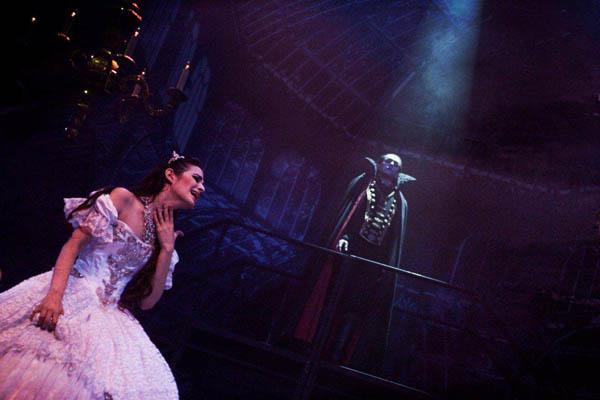 Joseacute Pepe Cibriaacuten Campoy trae a Santiago a un renovado Draacutecula