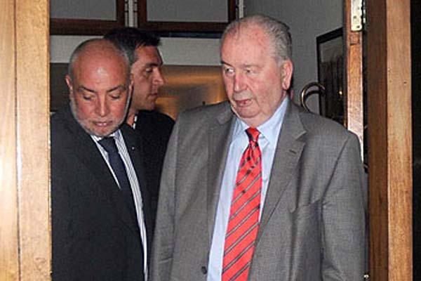 Grondona fue reelegido como presidente de la AFA por cuatro antildeos