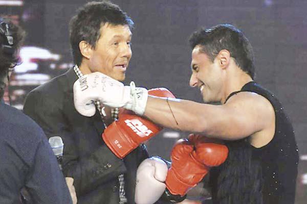 Marcelo Tinelli boxeoacute con Tito Speranza y se comioacute una trompada