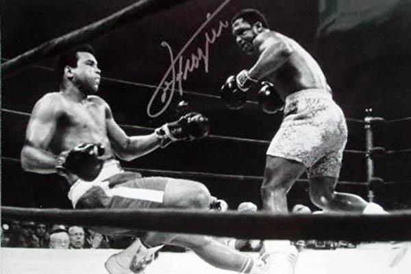 Murioacute el ex campeoacuten del mundo Joe Frazier 