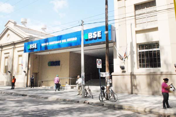 Un relato histoacuterico del Banco Santiago del Estero