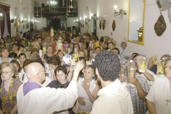 DEVOCIÓN Muchos fieles del santo participan de las celebraciones