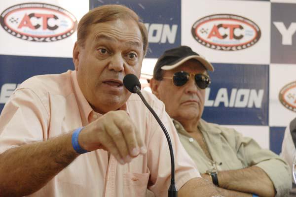 POSTURA El Puma Aventín afirmó que la causa del accidente no fueron la tierra ni las gomas de contención