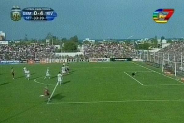 El liacuteder River se lucioacute en Puerto Madryn y goleoacute con claridad a Guillermo Brown