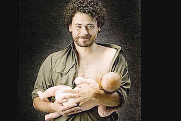 Raly Barrionuevo y otros famosos posaron dando de mamar