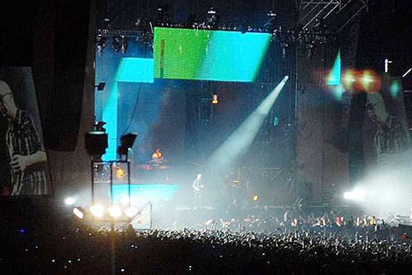 La ciudad de Tandil fue desbordada con el recital del Indio Solari