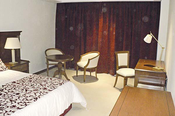 SUITES Las 151 habitaciones son tipo suite Contar� con una suite Presidencial y cada una tendr� bañeras termales especiales