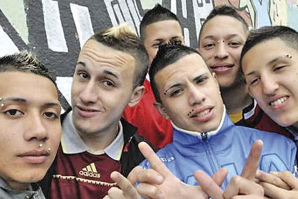 Amenazan por plagio a los Wachiturros 