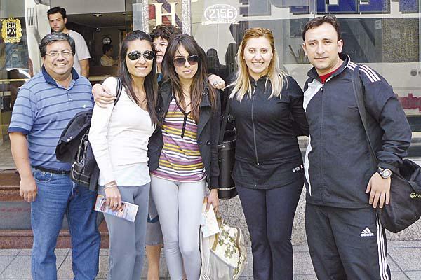 ARRIBO Pedro Tórrez María Narv�ez Graciela Sosa Patricia Pérez Marta Barrag�n y Gustavo Aboslaiman