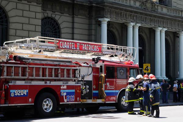 Incendio en el hospital Santa Luciacutea- un muerto