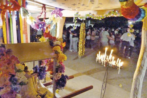 UBICACIÓN Las imgenes son colocadas debajo de un alero