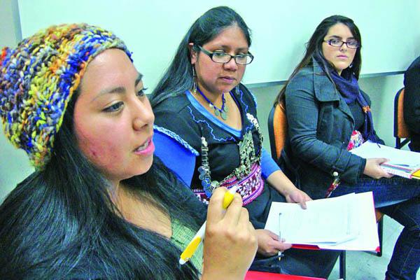 Lenguas indiacutegenas se abren paso en Wikipedia