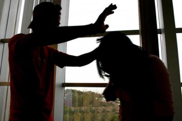 En dos diacuteas se radicaron 32 denuncias por violencia de geacutenero en la capital