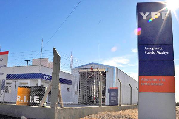 Los inversores huyen de YPF por el conflicto con el Estado y las acciones se desploman 15-en-porciento-