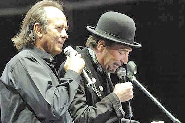 Maacutes de 10 mil personas ovacionaron anoche  a Serrat y Sabina en Tucumaacuten