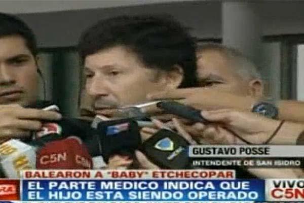Finalizoacute la operacioacuten al hijo de Baby Etchecopar que afronta 48 horas criacuteticas