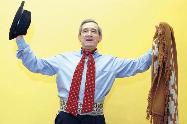 Orgulloso de su origen y su lugar Su�rez reconfirma con hechos su santiagueñidad