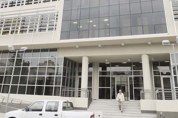 El Superior Tribunal de Justicia suspendioacute la matriacutecula de escribana