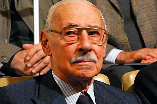 Autorizan cambio de identidad a joven cordobeacutes llamado Jorge Rafael Videla