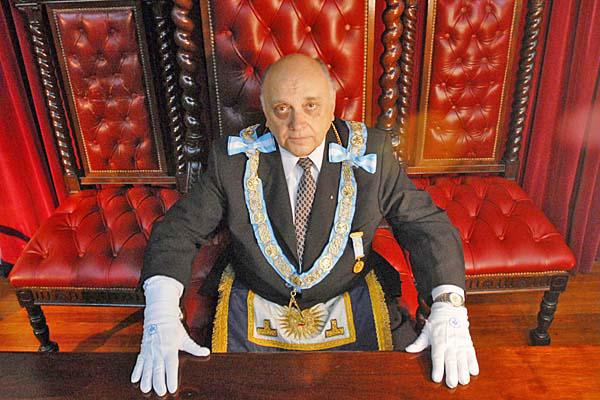 CONCEPTOS El Gran Maestre Ángel Jorge Clavero reveló detalles de las actividades masonas