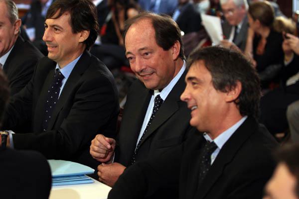 La UCR confirmoacute que apoyaraacute la expropiacioacuten de YPF