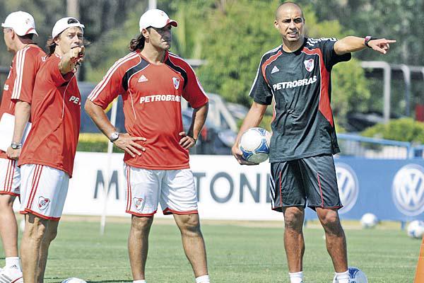 CONFIANZA Trezeguet volver� a estar entre los atacantes de River para tratar de lastimar mañana a los cordobeses en el estadio de N�ñez