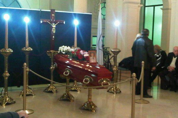 Inhumaron los restos de Estela Raval tras emotivo velatorio en la Legislatura portentildea