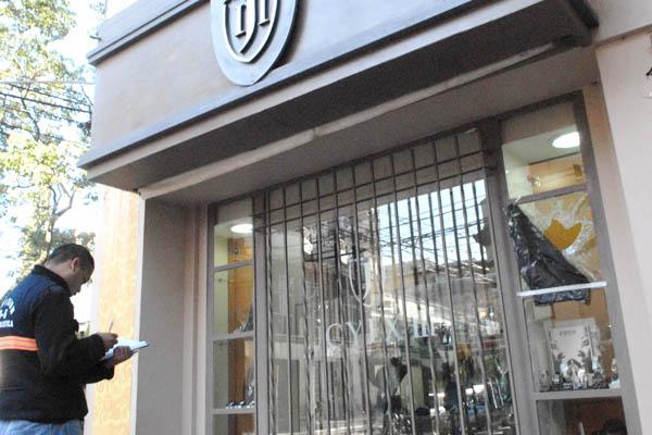 INVESTIGACIÓN La denuncia fue radicada en la Seccional 1 que solicitó la colaboración de otras dependencias y se analizan videos