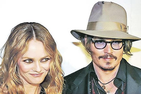 Depp se separoacute de Paradis