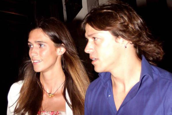 La mujer que apuntaloacute a Almeyda