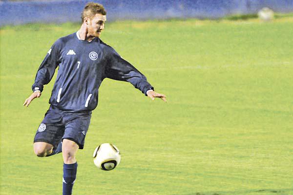 EXPERIENCIA El Colo Mainguyague jugó varias temporadas en la B Nacional con Independiente Rivadavia e Instituto y también jugó en el exterior