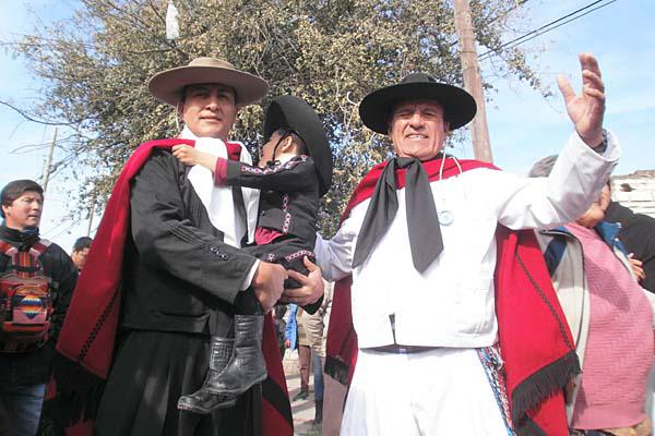 Los gauchos saltentildeos tambieacuten se sumaron a la propuesta