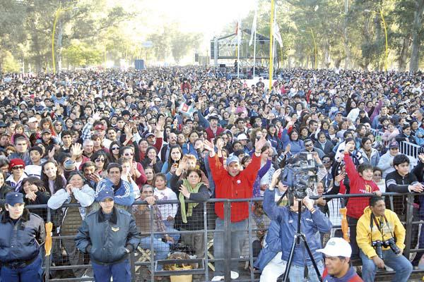 Postales de una noche inolvidable en el Parque Aguirre