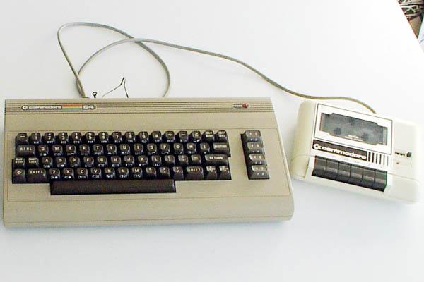Los 30 antildeos de la Commodore 64 la computadora que cambioacute la historia
