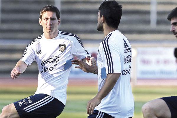 Con Messi a la cabeza la seleccioacuten argentina ya entrena en Alemania