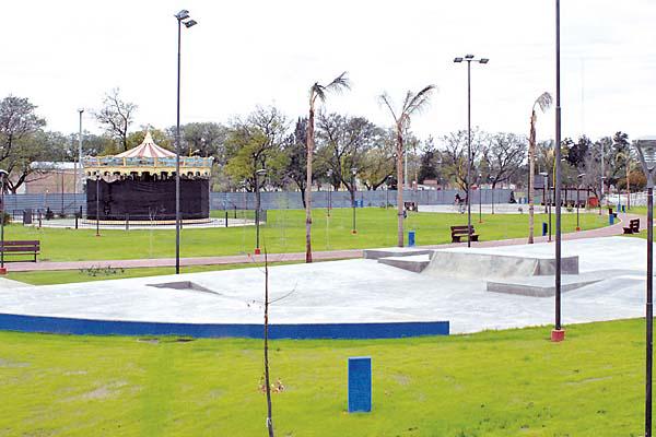 AMPLIACIÓN Otra de las novedades del Parque Tem�tico ser� la inauguración de la nueva pista de skate