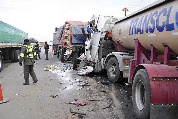 INDICADOR En el pavimento no había señales de frenada