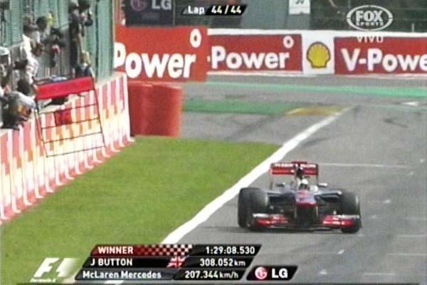 F1- Tras un comienzo accidentado Button se quedoacute con el Gran Premio de Beacutelgica