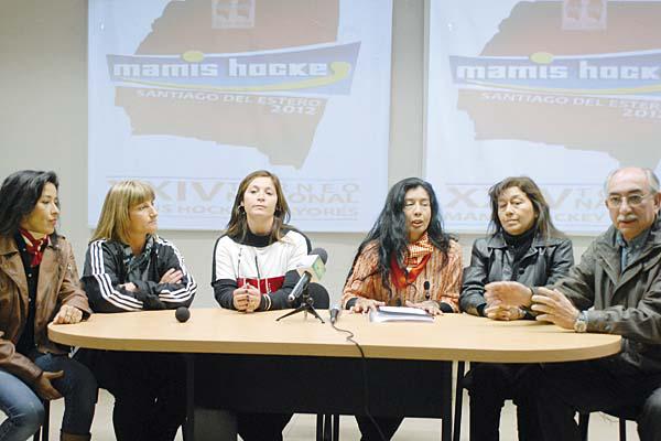 ANUNCIO Dirigentes brindaron detalles del espect�culo que se desarrollar� en Santiago