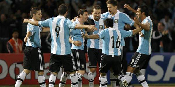 La seleccioacuten le ganoacute bien a Paraguay y dio otra muestra de solidez