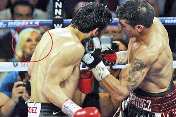 Maravilla Martiacutenez campeoacuten- las fotos  de Susana Gimeacutenez al borde del ring