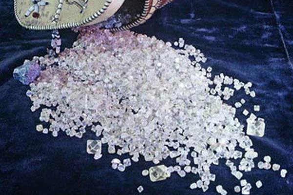 Diamantes dos veces maacutes duros en Siberia